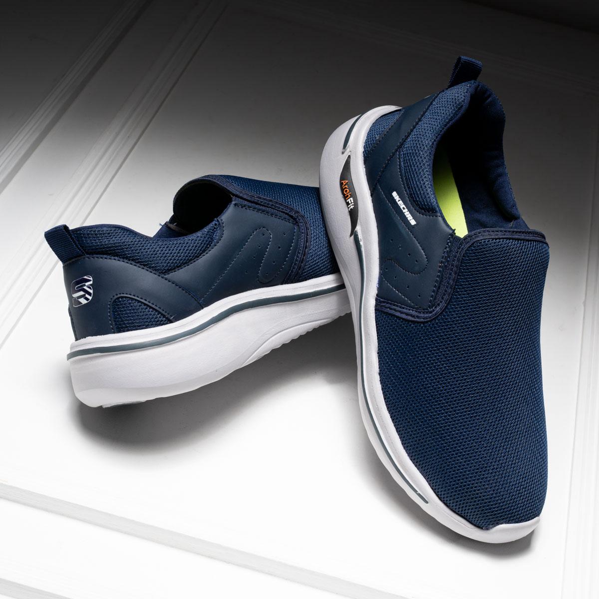 Sketchers K11